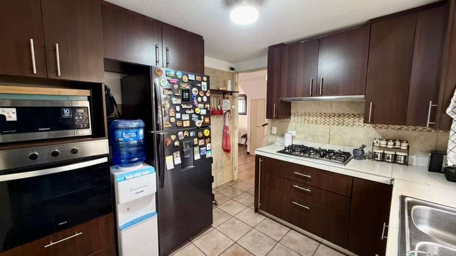 CASA 3 DORMITORIOS AV. LAS TORRES CON LO OVALLE - Imagen 4