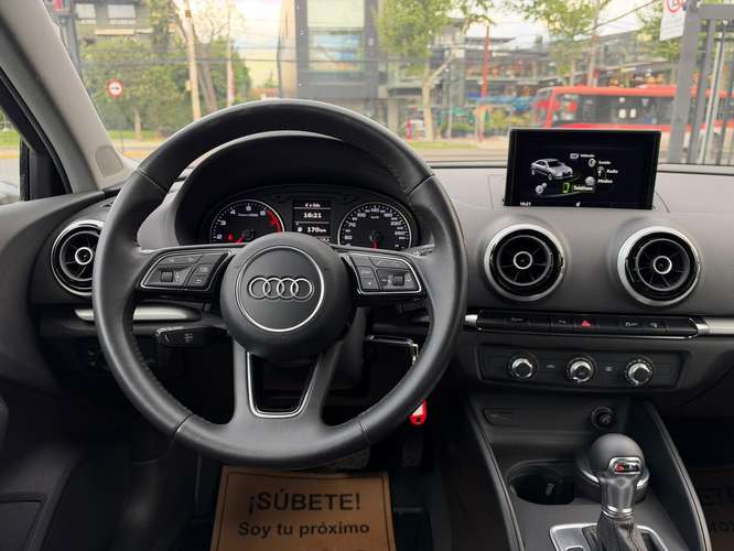 AUDI A3  2017