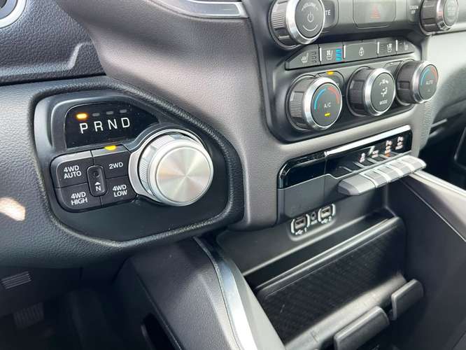 RAM 1500 LARAMIE SPORT 5.7 2021 - Imagen 14