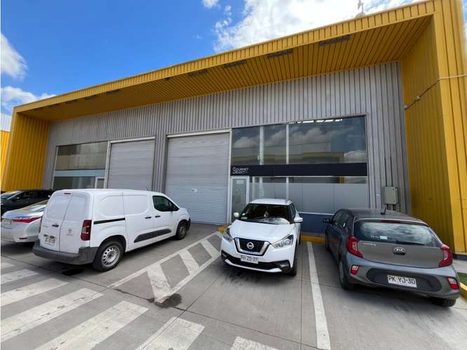 Arriendo bodega c/of de 268 m² en Parque Industrial, C Navia