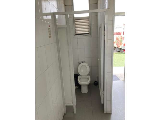 Arriendo bodega c/of de 268 m² en Parque Industrial, C Navia
