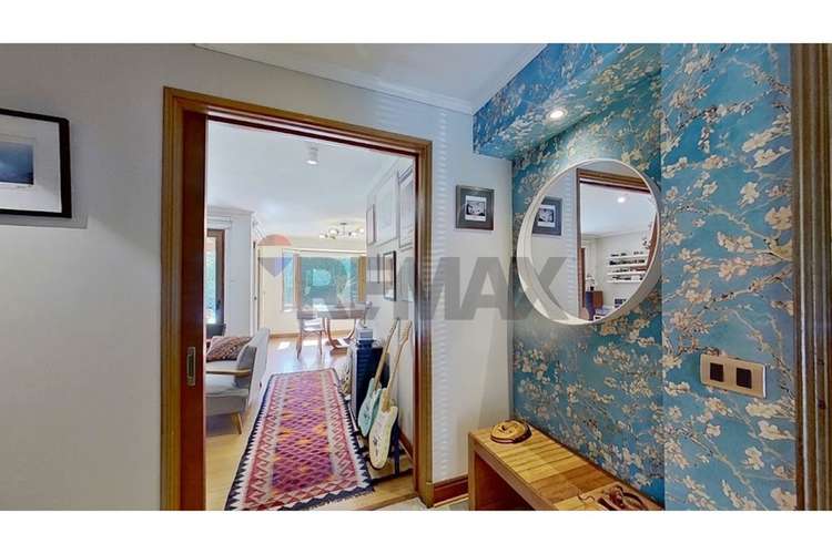 En condominio, con gran subterraneo, chamisero
