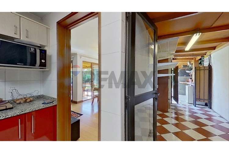 En condominio, con gran subterraneo, chamisero - Imagen 18