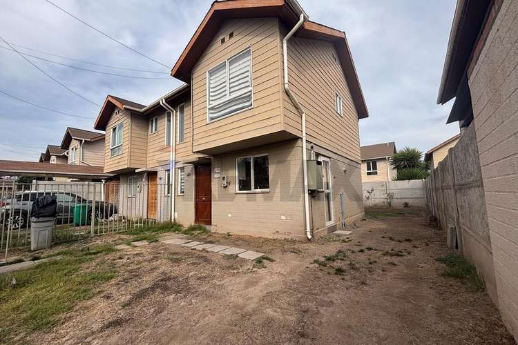 Casa familiar en parronales de buin - Imagen 2