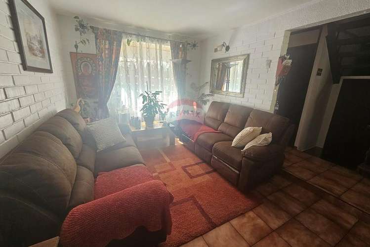 Hermosa casa en pasaje cerrado - Imagen 6