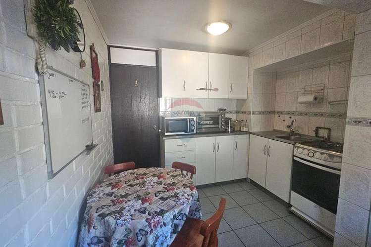 Hermosa casa en pasaje cerrado - Imagen 10
