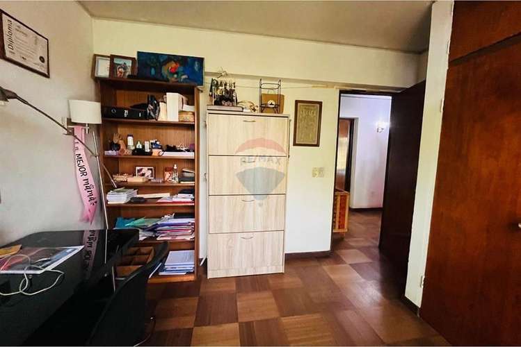Oportunidad: casa con gran potencial comercial! - Imagen 15