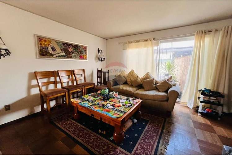 Oportunidad: casa con gran potencial comercial! - Imagen 5