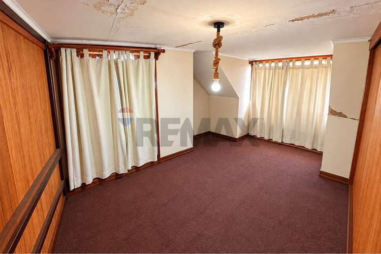 Oportunidad de remodelar - casa esquina - Imagen 19