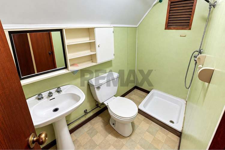 Oportunidad de remodelar - casa esquina - Imagen 29
