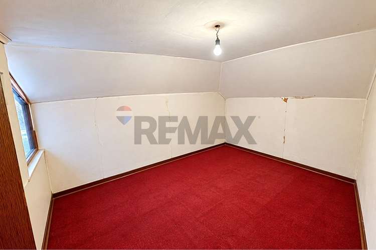Oportunidad de remodelar - casa esquina - Imagen 18