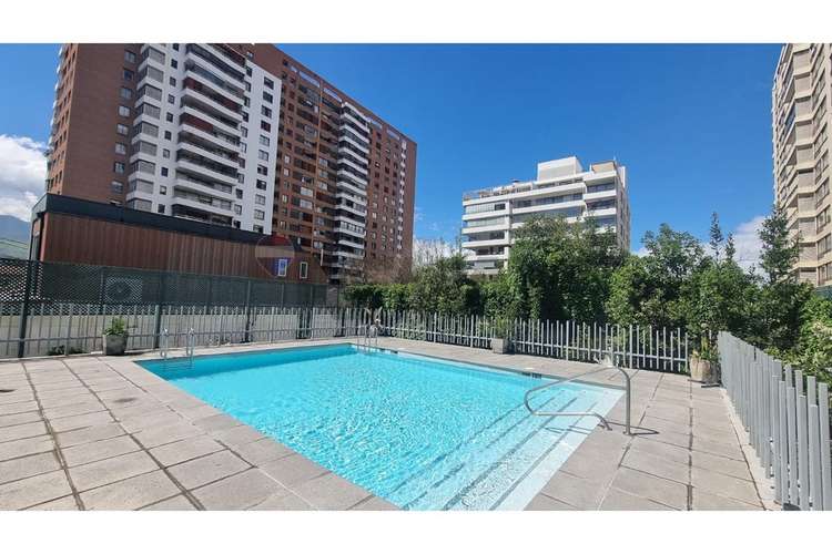Amplio depto 2d/2b con bella vista en las condes - Imagen 23