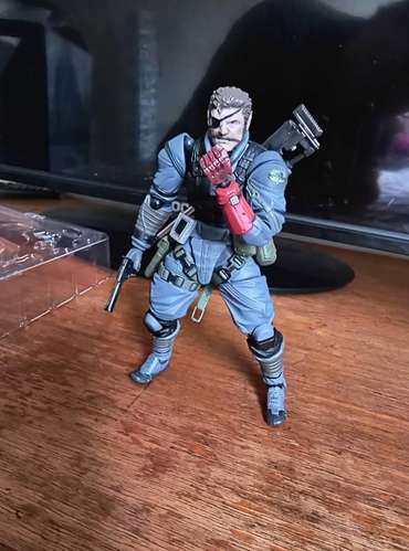 Figura Venom Snake Metal Gear Solid 5