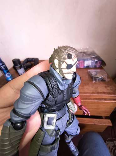 Figura Venom Snake Metal Gear Solid 5