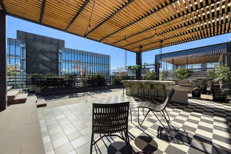 Depto semi nuevo 1d con patio las condes - Imagen 19