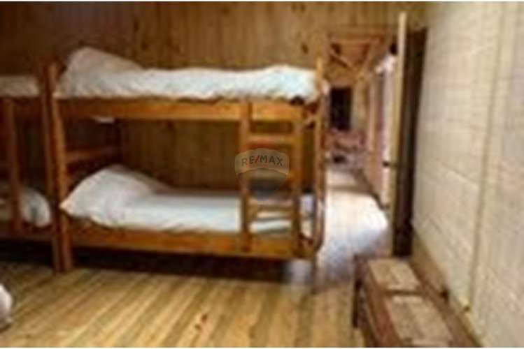 Gran casa patronal con cabaña y bodega - Imagen 9