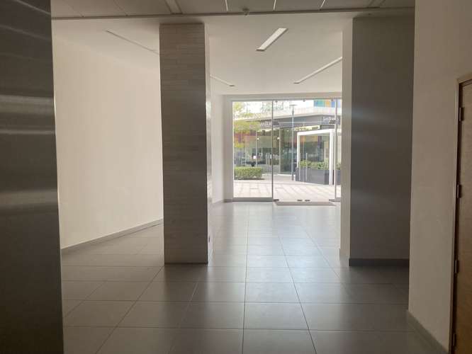 OF 30M2 ARRIENDO - PUERTAS DE CHICUREO PLANTA LIBRE AIRE AC