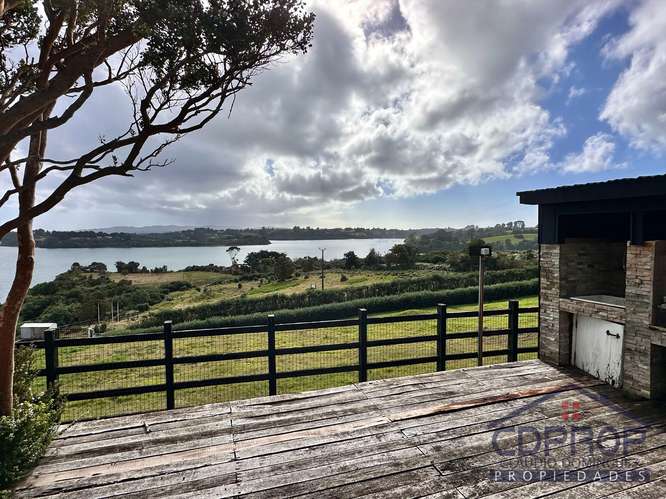 REFUGIO EN CHILOÉ 2,28 HA, CASAS, ACCESO PLAYA PRIVADA Y AUT - Imagen 18