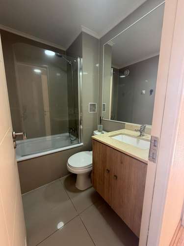 EN ARRIENDO DEPARTAMENTO CON PATIO EN EDIFICIO CENTRO I - Imagen 2