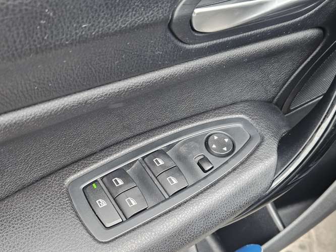 Bmw 118 1.5 I 5 Puertas Lci At 2017 - Imagen 18