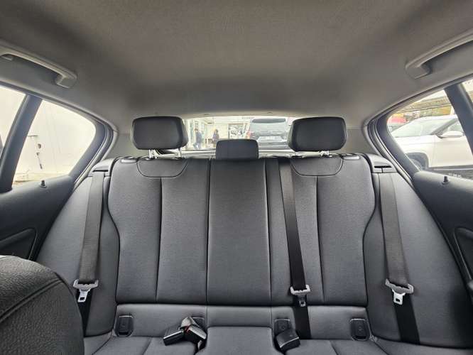 Bmw 118 1.5 I 5 Puertas Lci At 2017 - Imagen 19