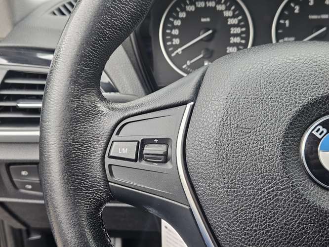Bmw 118 1.5 I 5 Puertas Lci At 2017 - Imagen 15
