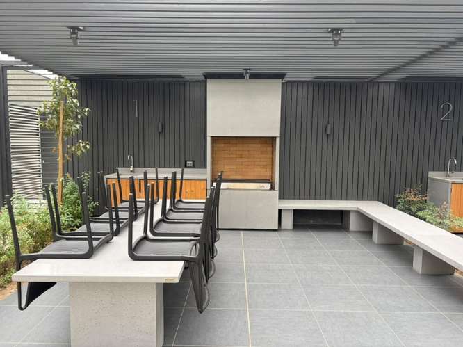 NUEVO UN DORMITORIO, ESTACIONAMIENTO Y BODEGA - Imagen 12