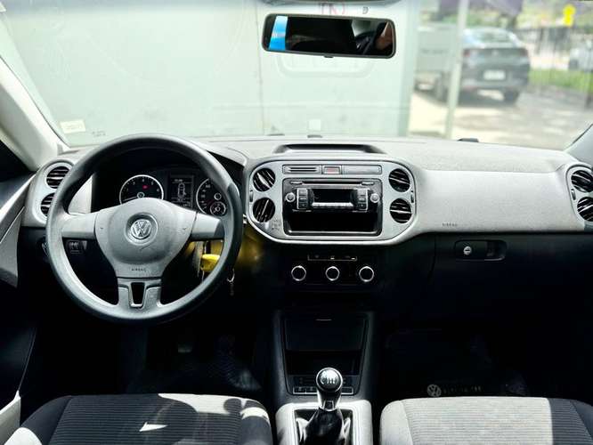 VOLKSWAGEN TIGUAN TREND FUN TSI 4X2 - 2016 | 5178 - Imagen 19