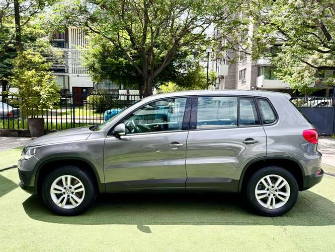 VOLKSWAGEN TIGUAN TREND FUN TSI 4X2 - 2016 | 5178 - Imagen 4