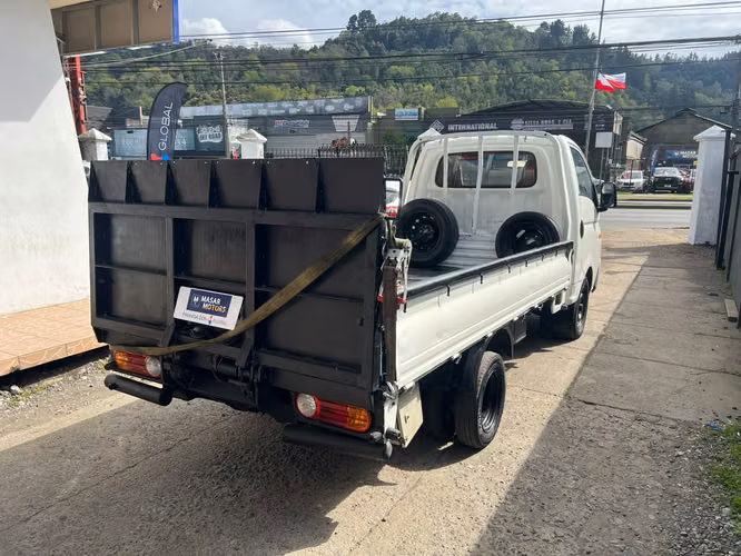 HYUNDAI PORTER II H100 - Imagen 5