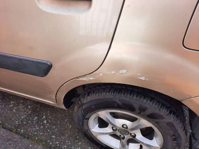 Auto Kia Rio 2009