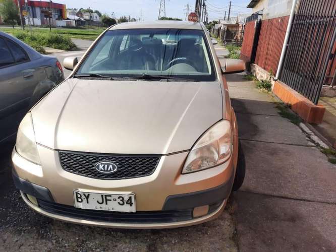 Auto Kia Rio 2009