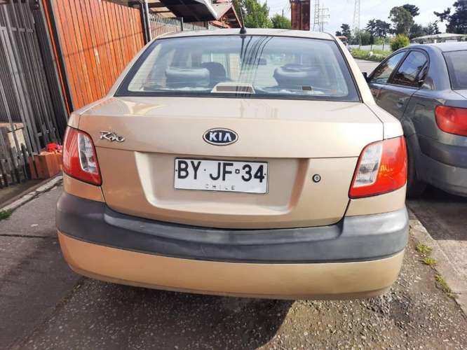 Auto Kia Rio 2009