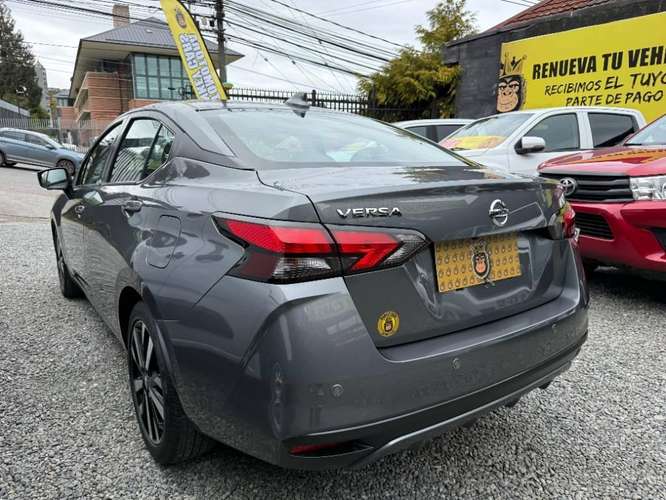 NISSAN VERSA 2023 AUTOMATICO - Imagen 6
