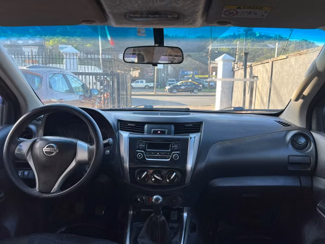 NISSAN NP300 - Imagen 6