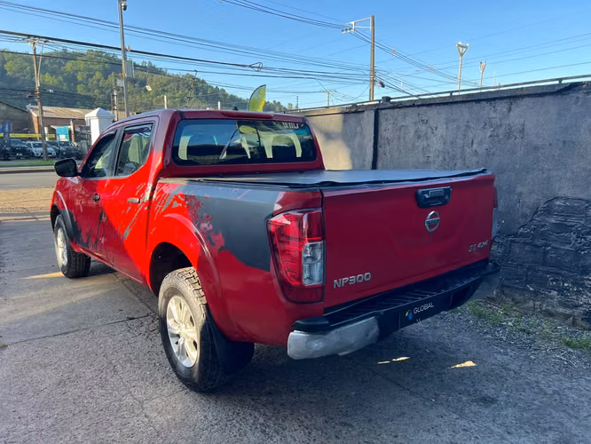 NISSAN NP300 - Imagen 4