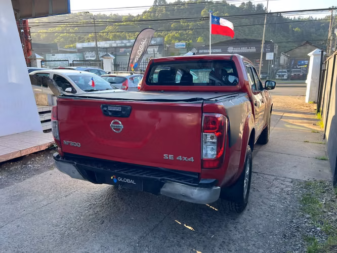 NISSAN NP300 - Imagen 7