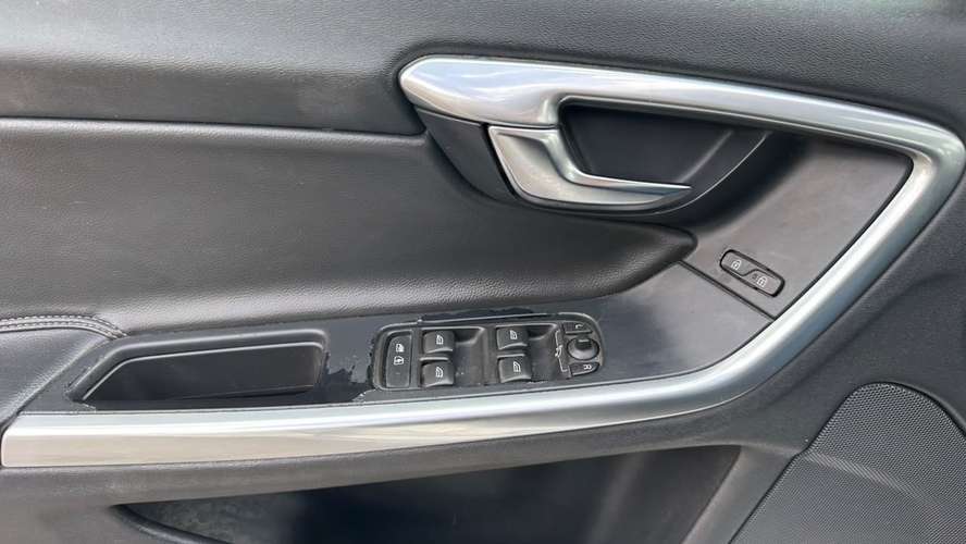 VOLVO S60 D2 2.0 (2019)