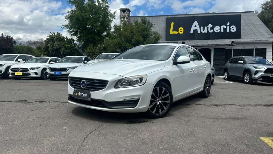 VOLVO S60 D2 2.0 (2019)