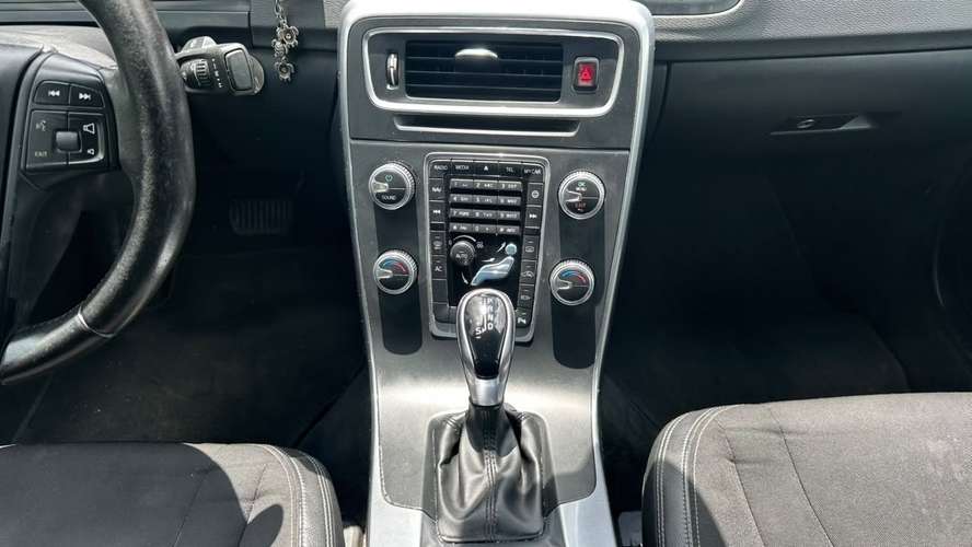 VOLVO S60 D2 2.0 (2019)