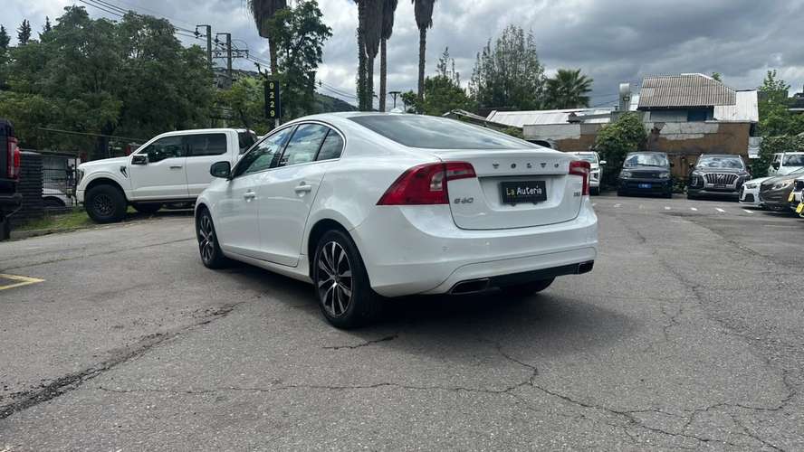 VOLVO S60 D2 2.0 (2019)