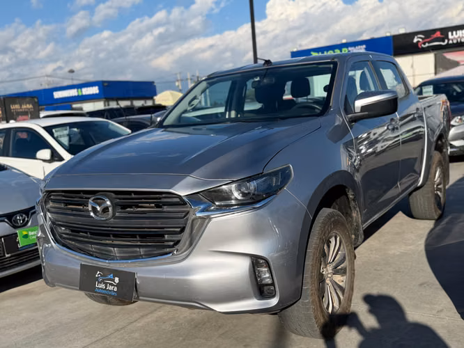 MAZDA BT50 4X4 - Imagen 3