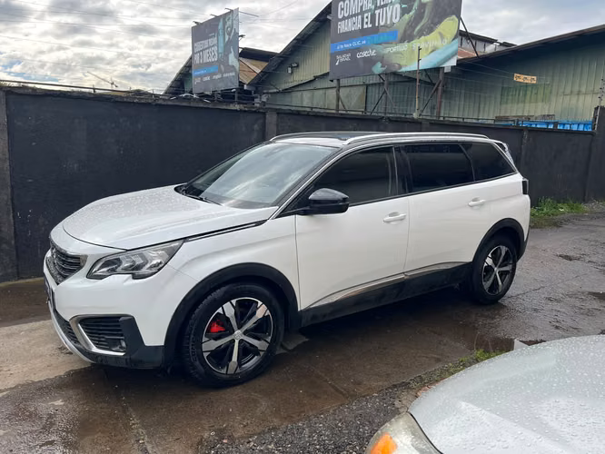 PEUGEOT 5008 - Imagen 3