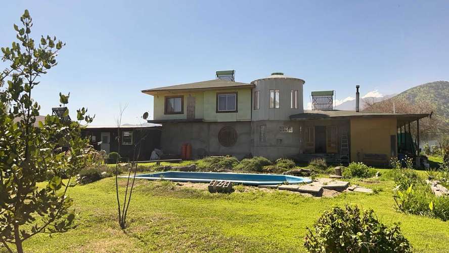 Se vende amplia casa con terreno La Peña,Nogales (187590)