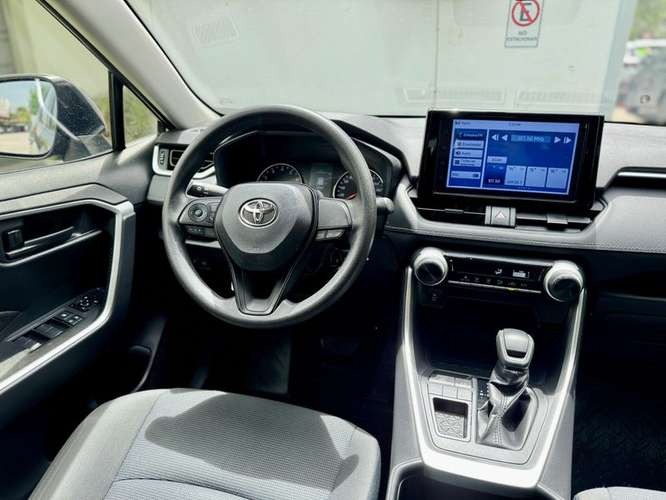 TOYOTA RAV4 LE 2.0 4X2 CVT - 2022 | 5188 - Imagen 17
