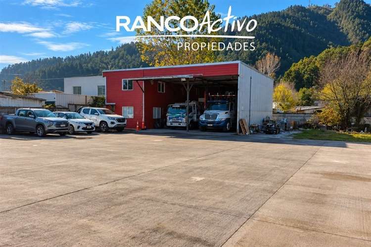 Arriendo sitio comercial con galpón en Chiguayante