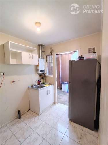 Casa en Venta 3D 1B estacionamiento y patio - Imagen 3