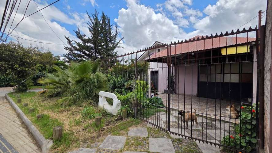 Casa frente a Mall Cenco Florida 4D 2B Para Remodelar - Imagen 8