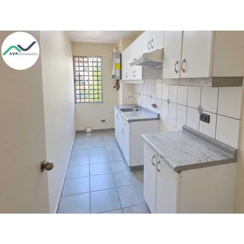 VENTA DEPTO DE 2D EN METRO LA CISTERNA (187605) - Imagen 4