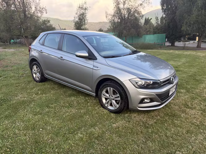 Volkswagen Polo Comfortline 1.6 MT5 2021